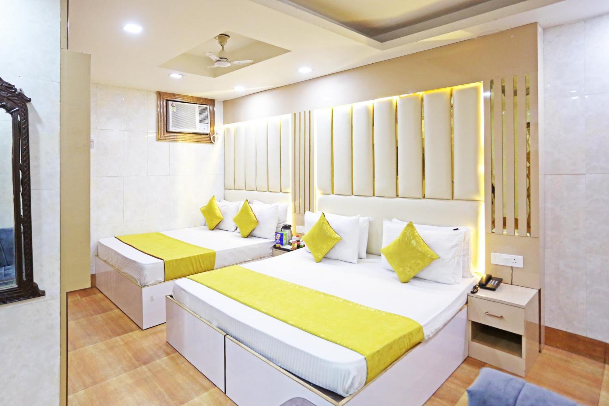 Hotel Preet Palace -5 Mints Walk From Nizamuddin Railway Station New Delhi Exterior photo